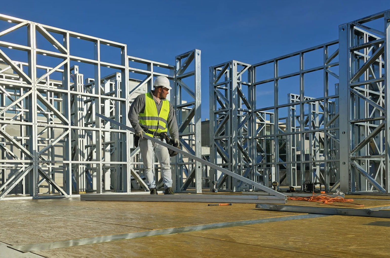 lsf-light-steel-framing-houseready-manutençao-consultoria-tecnica-personalizada lsf-light-steel-framing-houseready-manutençao-consultoria-tecnica-personalizada